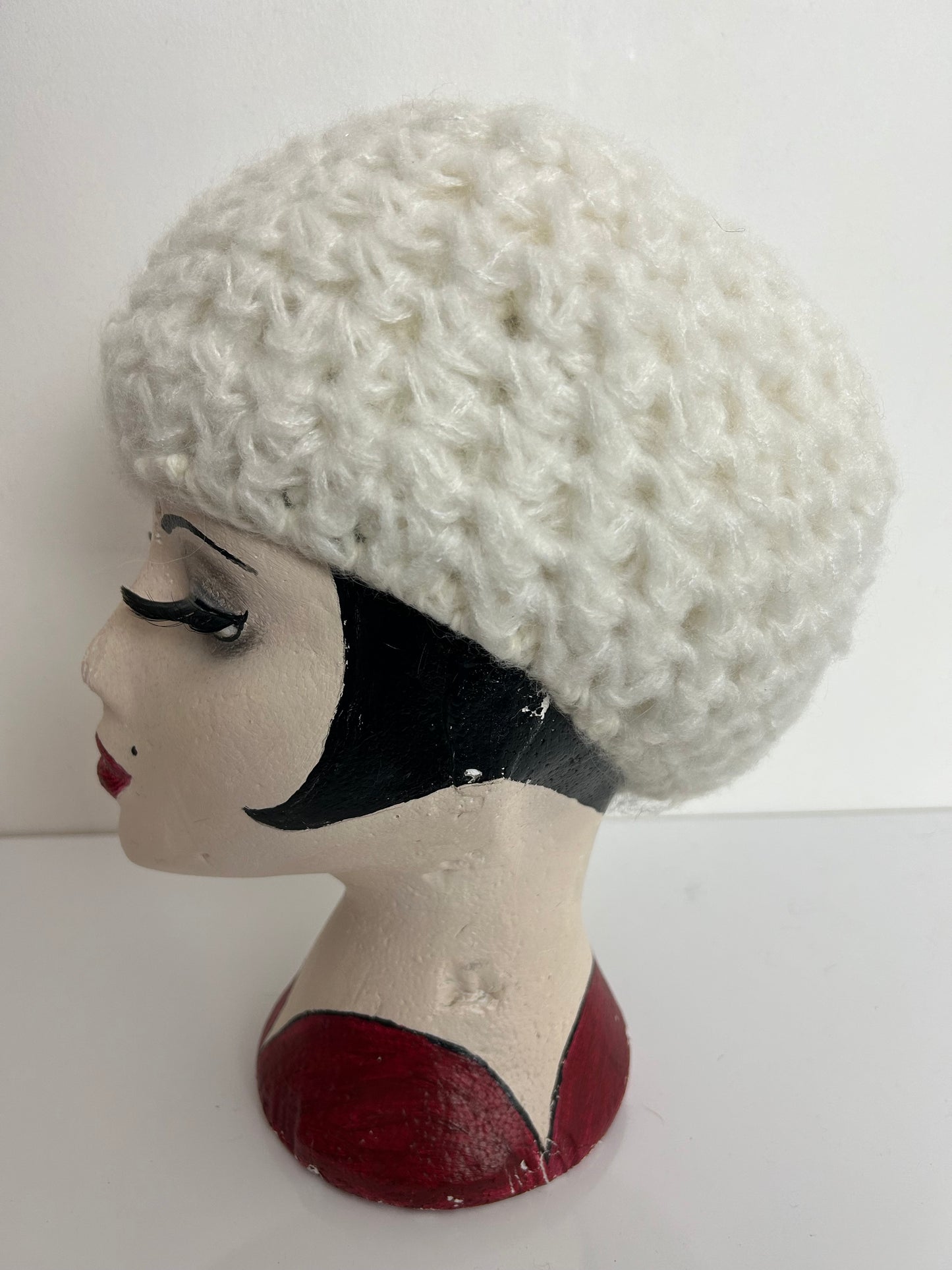 Vintage Winter White Angora & Wool Mix Semi Chunky Beret Beanie Style Reversible Hat