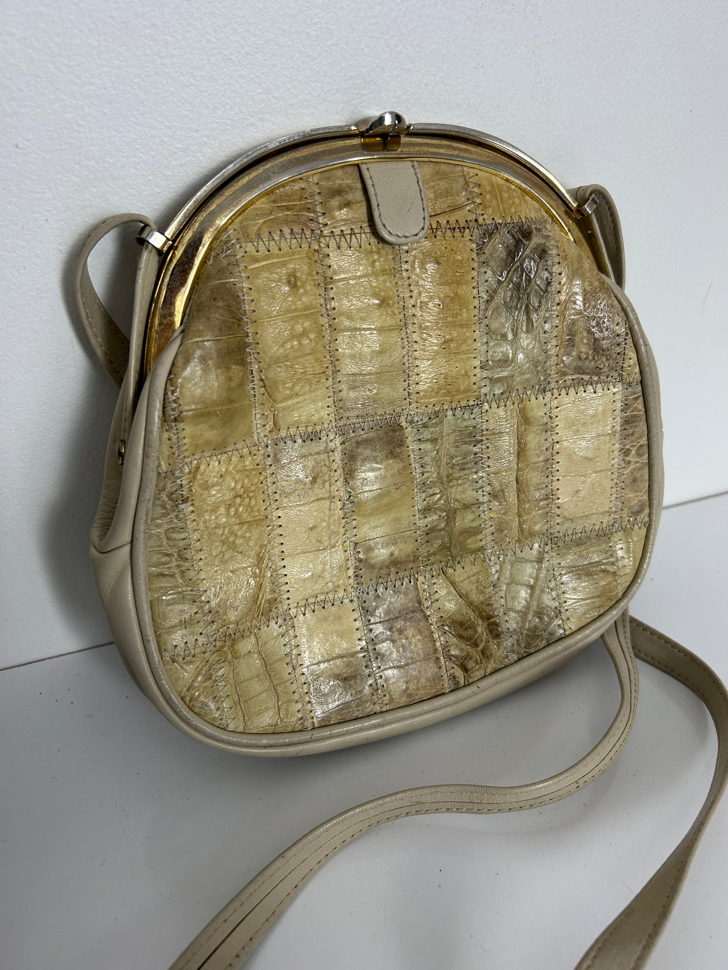 Vintage Late 1970s IRV Crocodile Beige Cream Patchwork Shoulder Or Crossbody Handbag