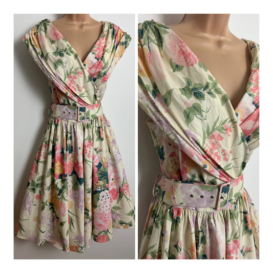 Vintage 1980s Size 10 Cream Coral & Lilac Floral Shawl Collar 50s Style Rockabilly Summer Prom Style Dress
