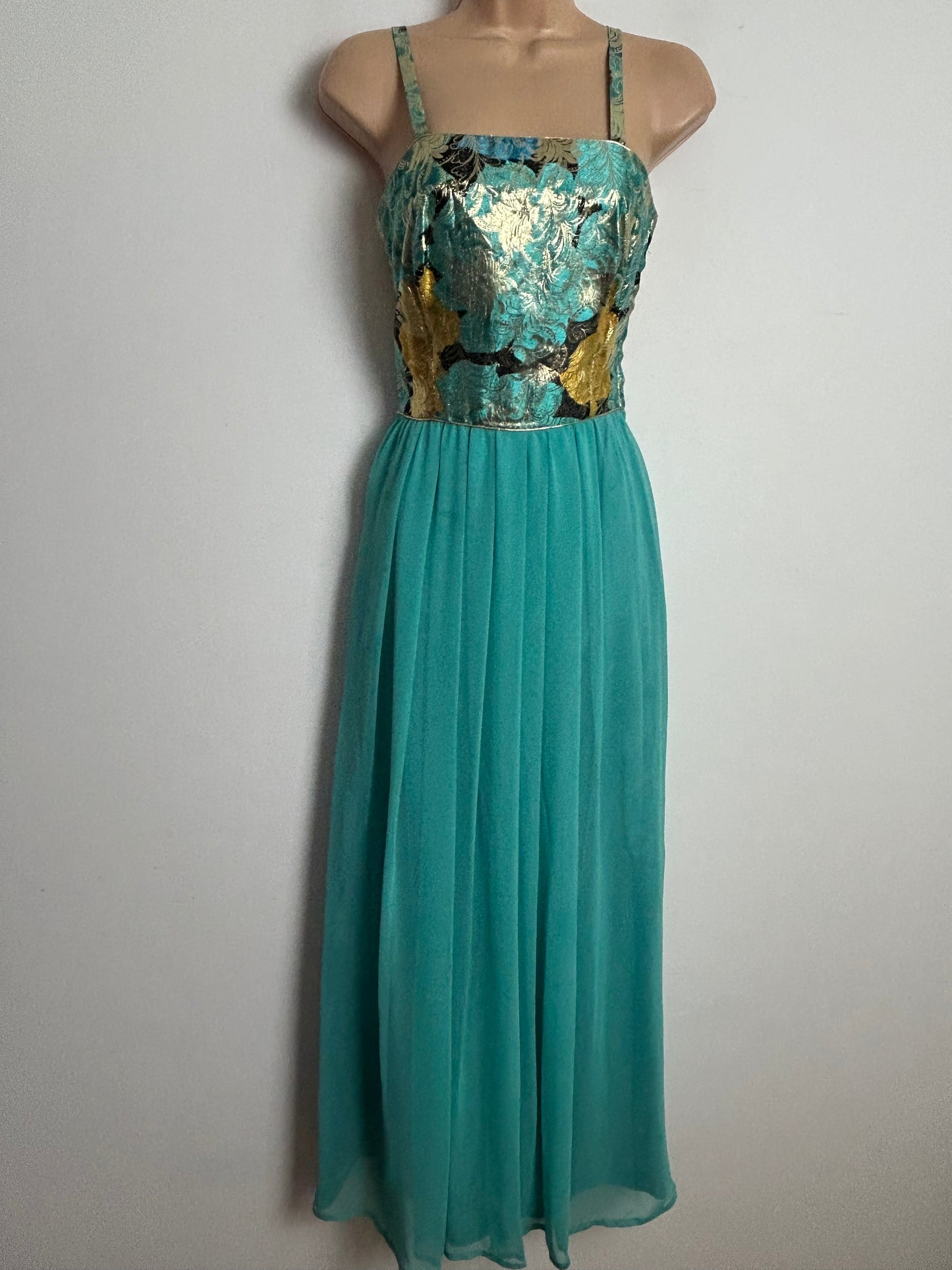 Vintage 1970s MUREK Size 6 Beautiful Seafoam Green & Gold Leaf Pattern Strappy Special Occasion Maxi Dress