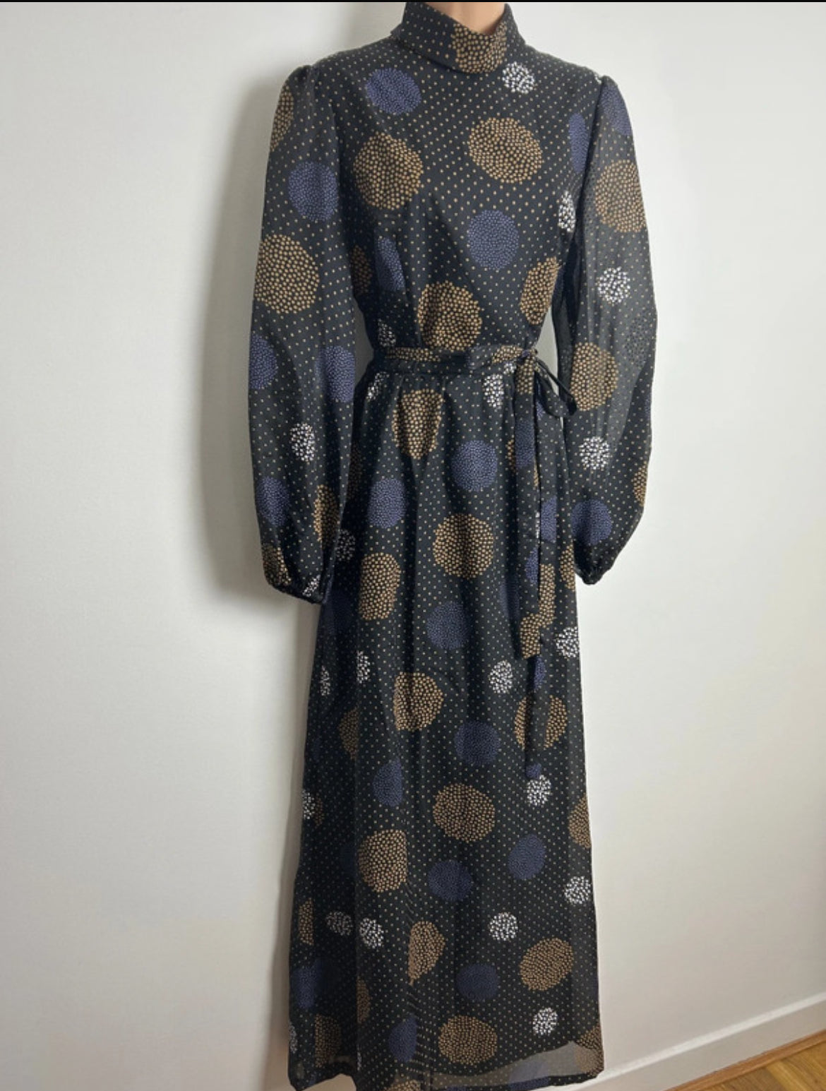 Vintage 1970s Size 12 Black Brown Purple & White Polka Dot Spotty Circle Print Belted Maxi Dress