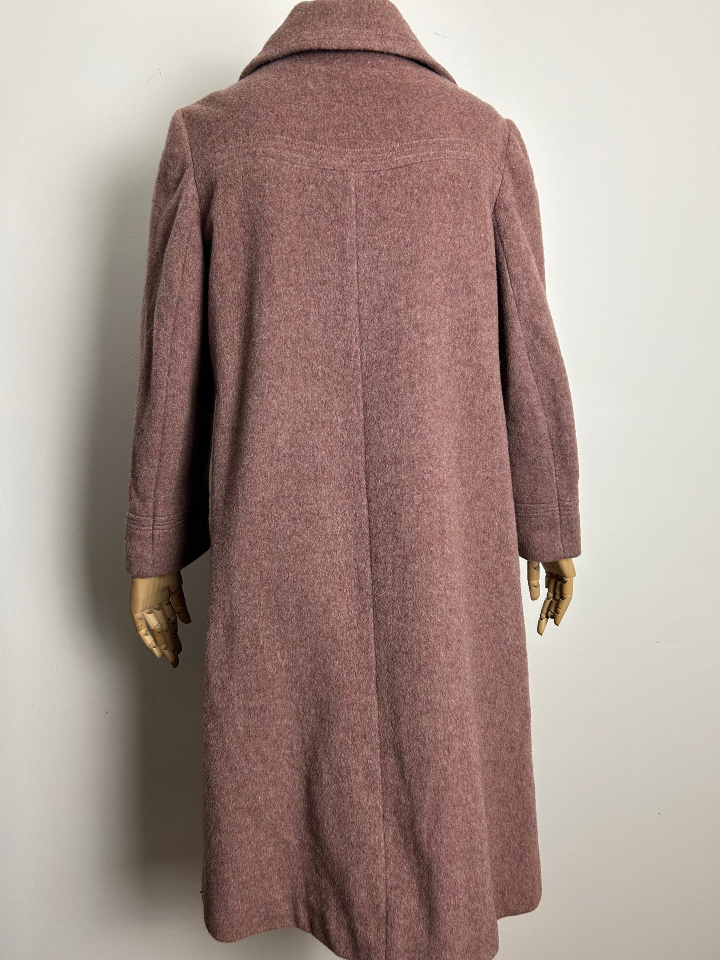 Vintage Late 1970s Size 12-14 Dusky Pink Wool Fully Lined Coat