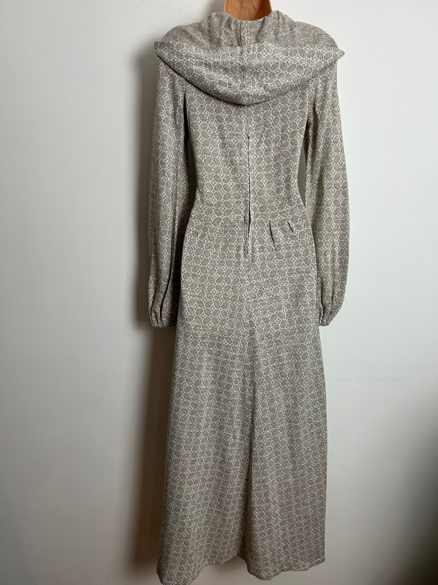 Vintage 1970s UK Size 8 Winter White & Mocha Brown Leaf & Diamond Print Wool Mix Long Sleeve Hooded Boho Maxi Dress