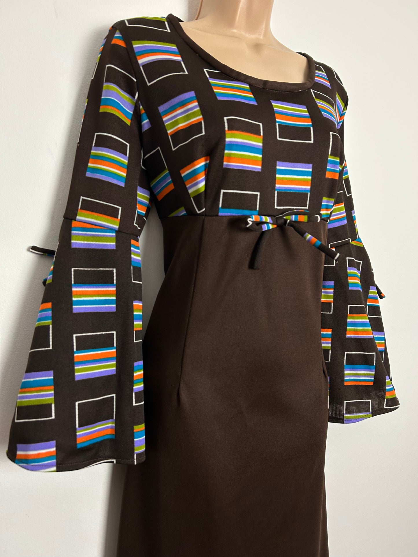Vintage Late 1960s Approx UK Size 12-14 Brown Geo Print Flared Split Cuff Boho Maxi Dress