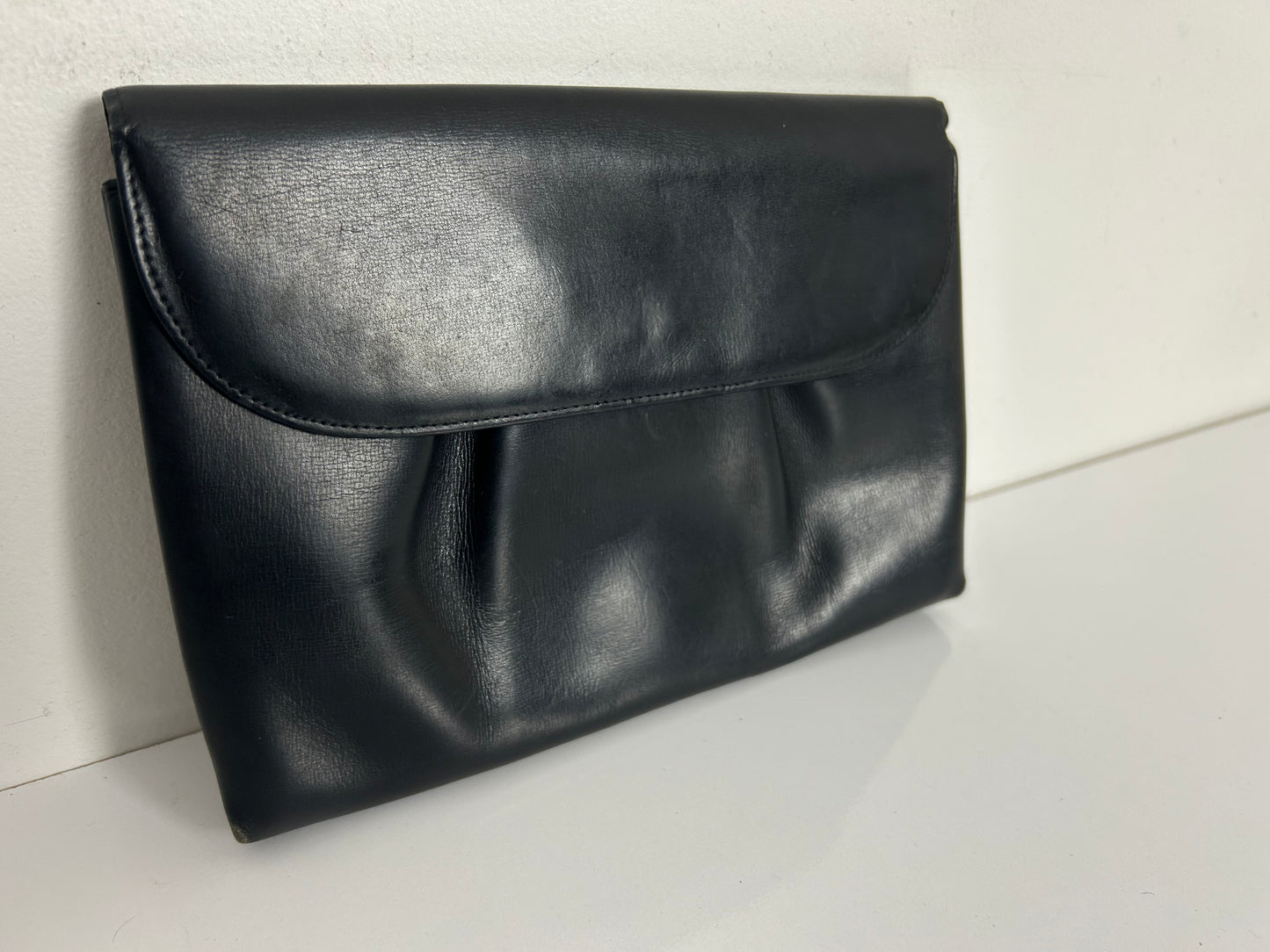 Vintage Late 1950s Black Leather Clutch Bag With Finger/Hand Strap