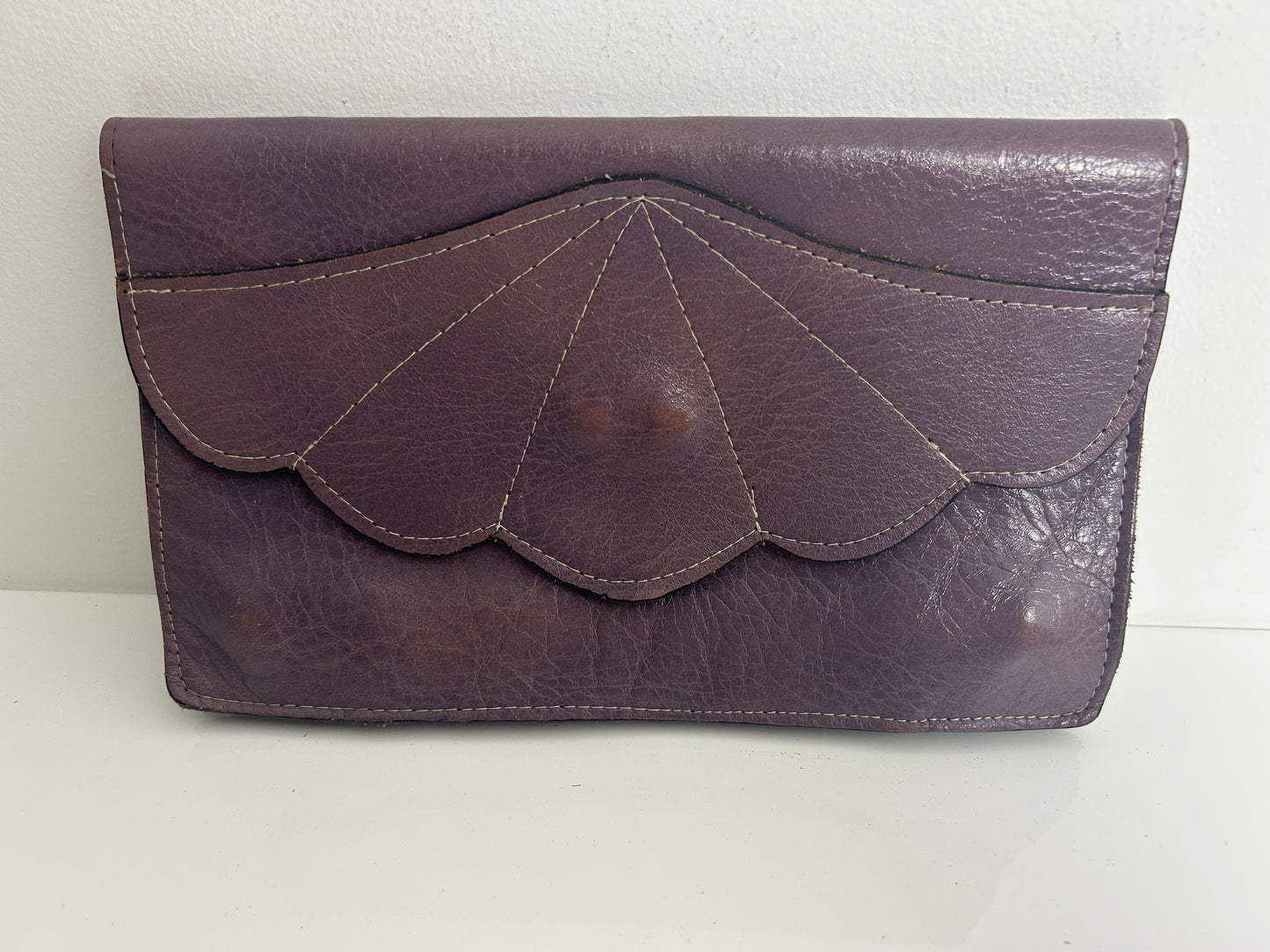 Vintage 1980s Lavender Purple Real Leather Scallop Detail Envelope Clutch Bag
