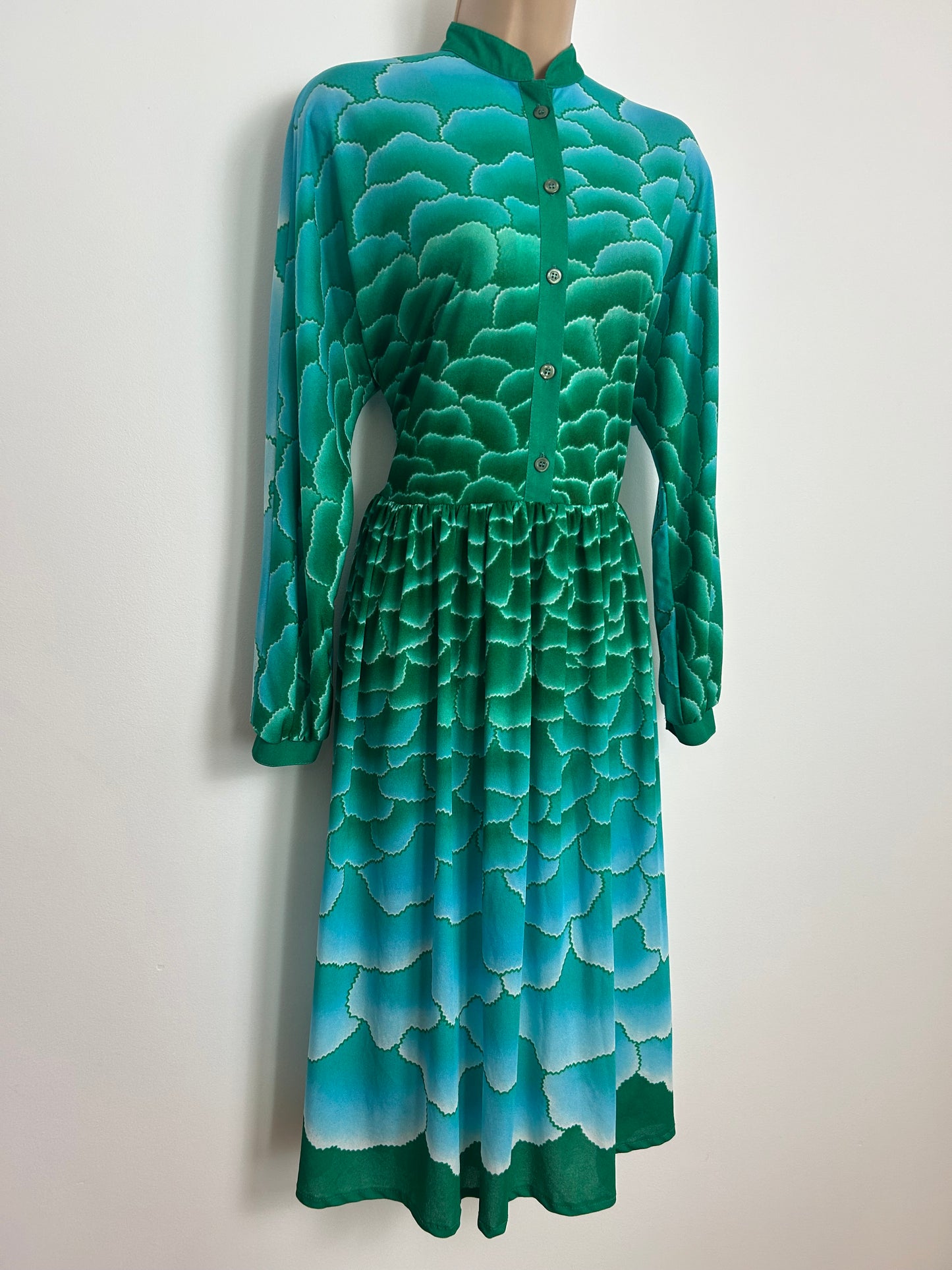 Vintage 1970s Size 12 Green & Blue Tones "Cloud" Effect Print Long Sleeve Day Dress