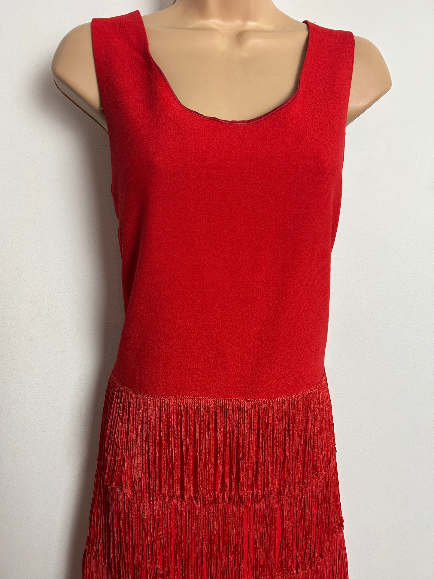 Vintage 1960s SUSAN ROGERS Size 8 Red Sleeveless Fringed Flapper Style Shift Dress