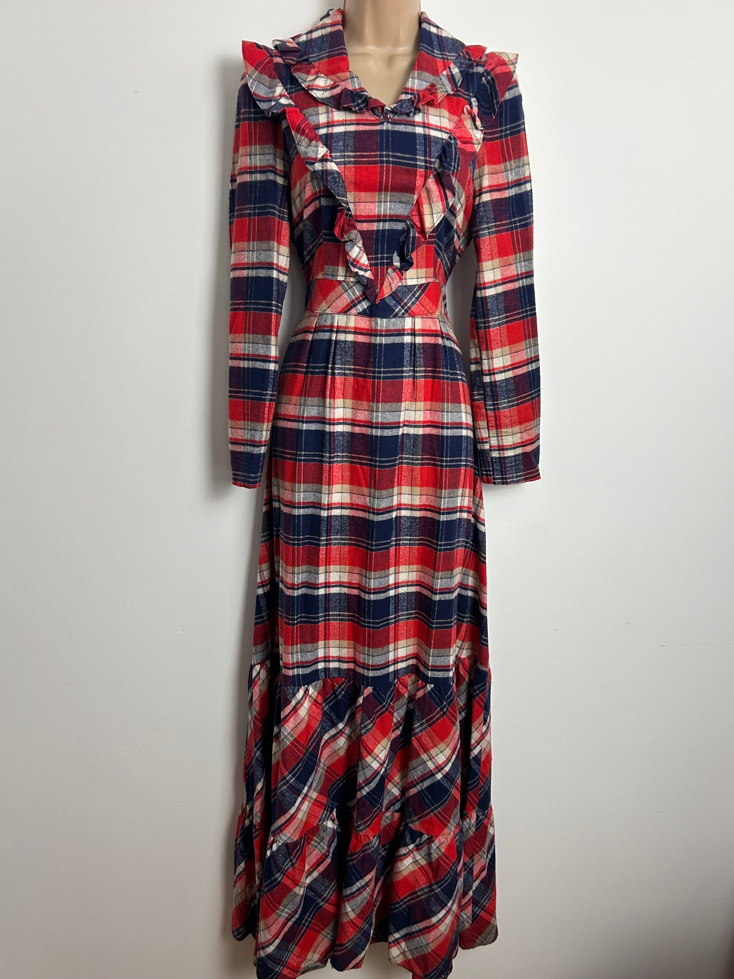 Vintage 1970s BETTY BARCLAY Size 10 Blue Red & White Check Flannel Cotton Tie Back Prairie Maxi Dress