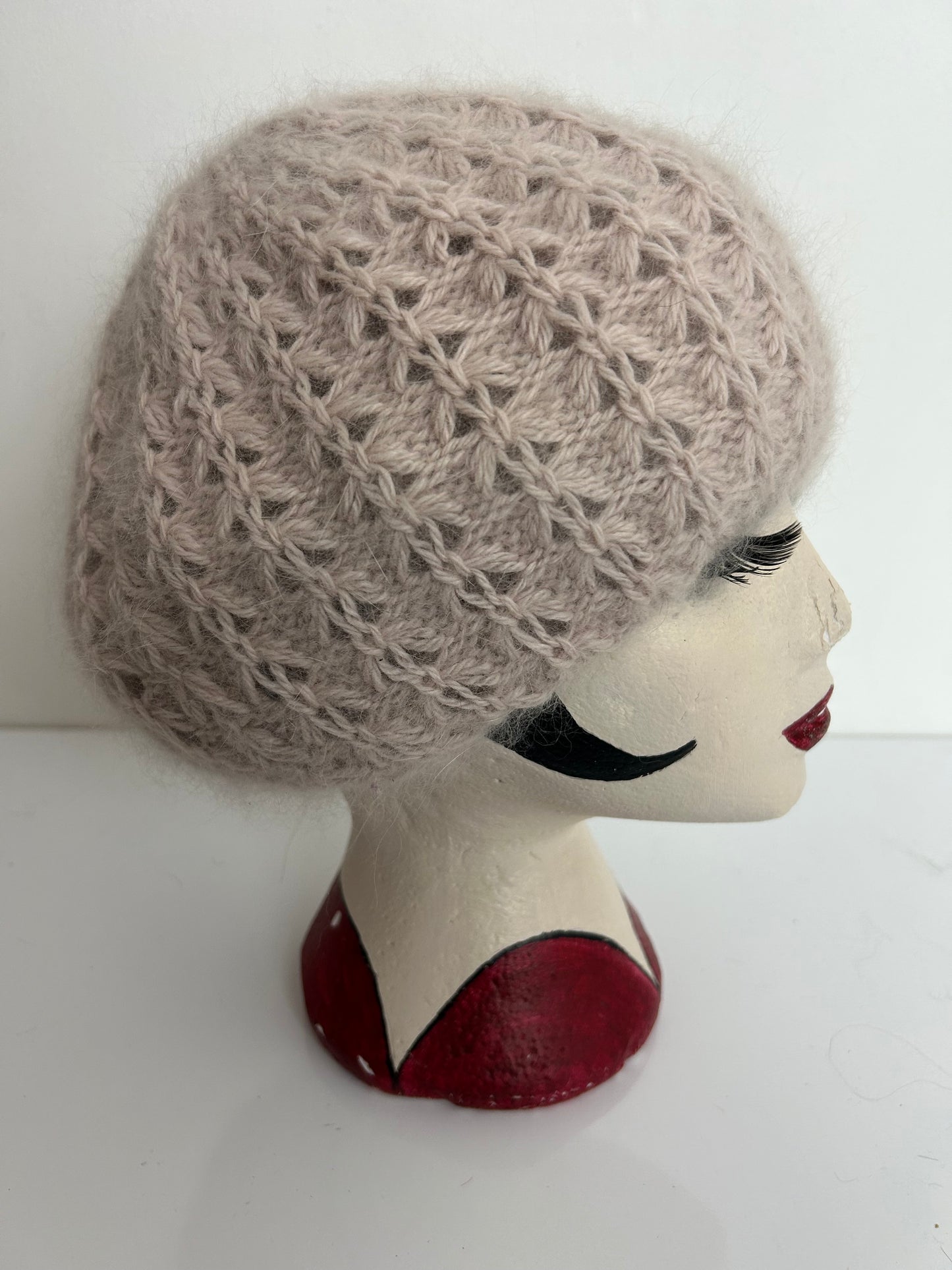 Vintage Pale Nude Pink Wool & Angora Chunky Knit Reversible Beanie/Beret Style Hat