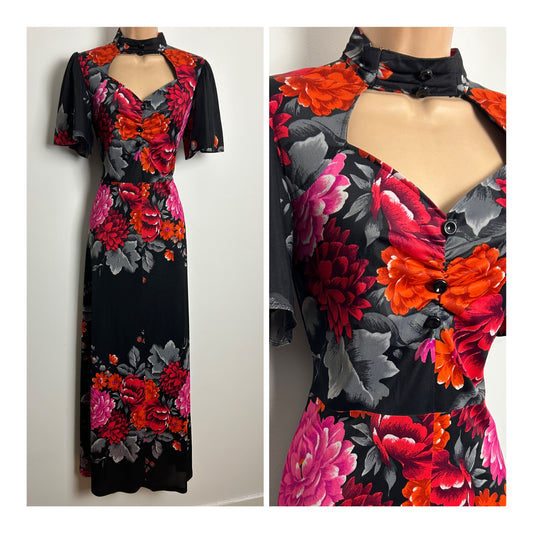 Vintage 1970s Size 8-10 Black Pink Orange Red & Grey Floral Print Keyhole Sweetheart Neck Short Sleeve Maxi Dress