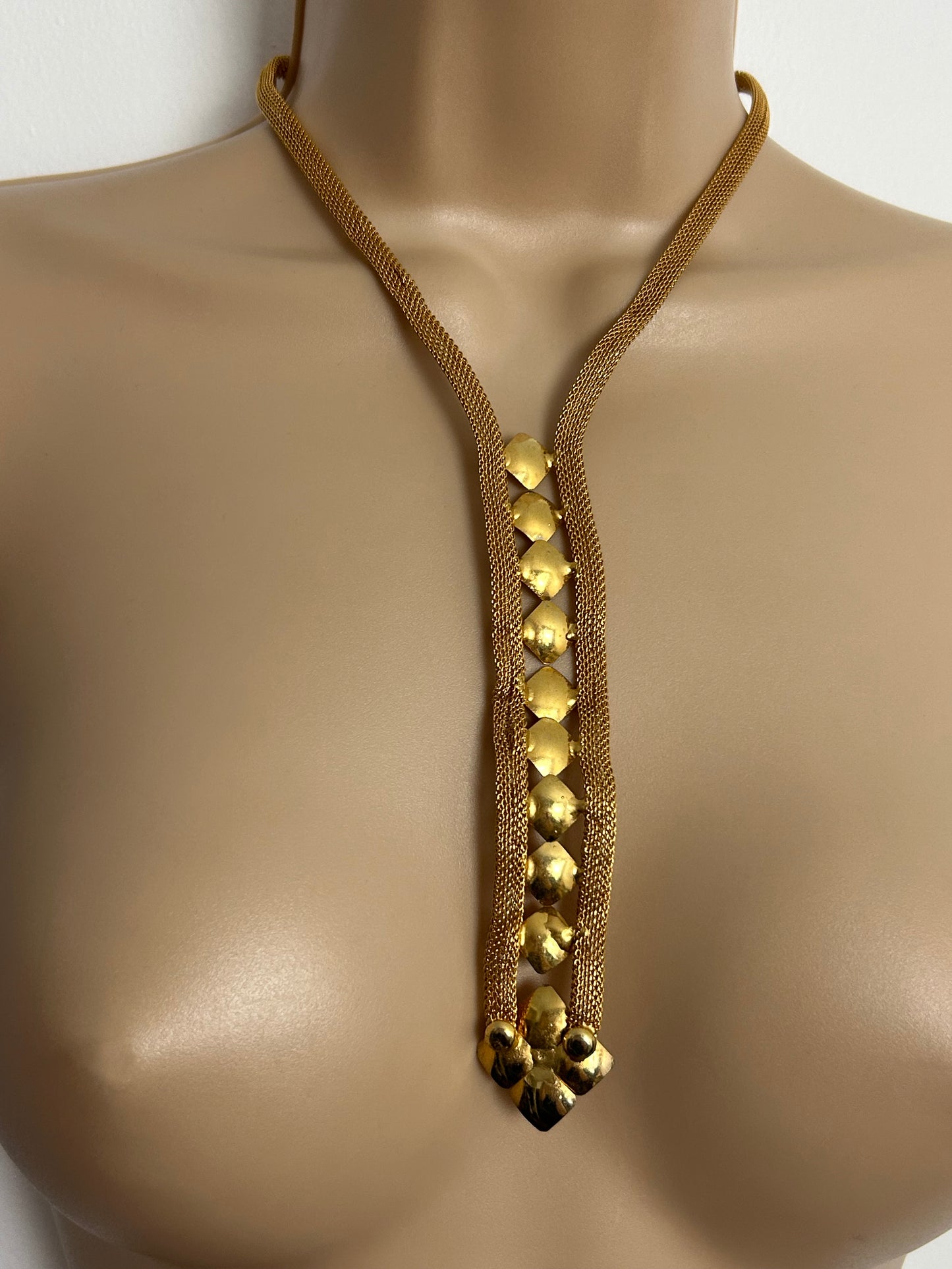 Vintage 1960s Gold Tone Mesh Elongated Drop Statement Necklace