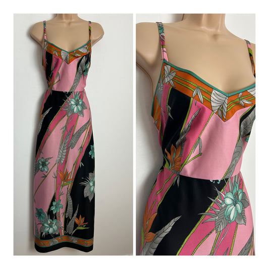 Vintage 1970s CREATION BOHNE Size 8-10 Black Pink Grey & Blue Floral & Border Print Summer Maxi Dress
