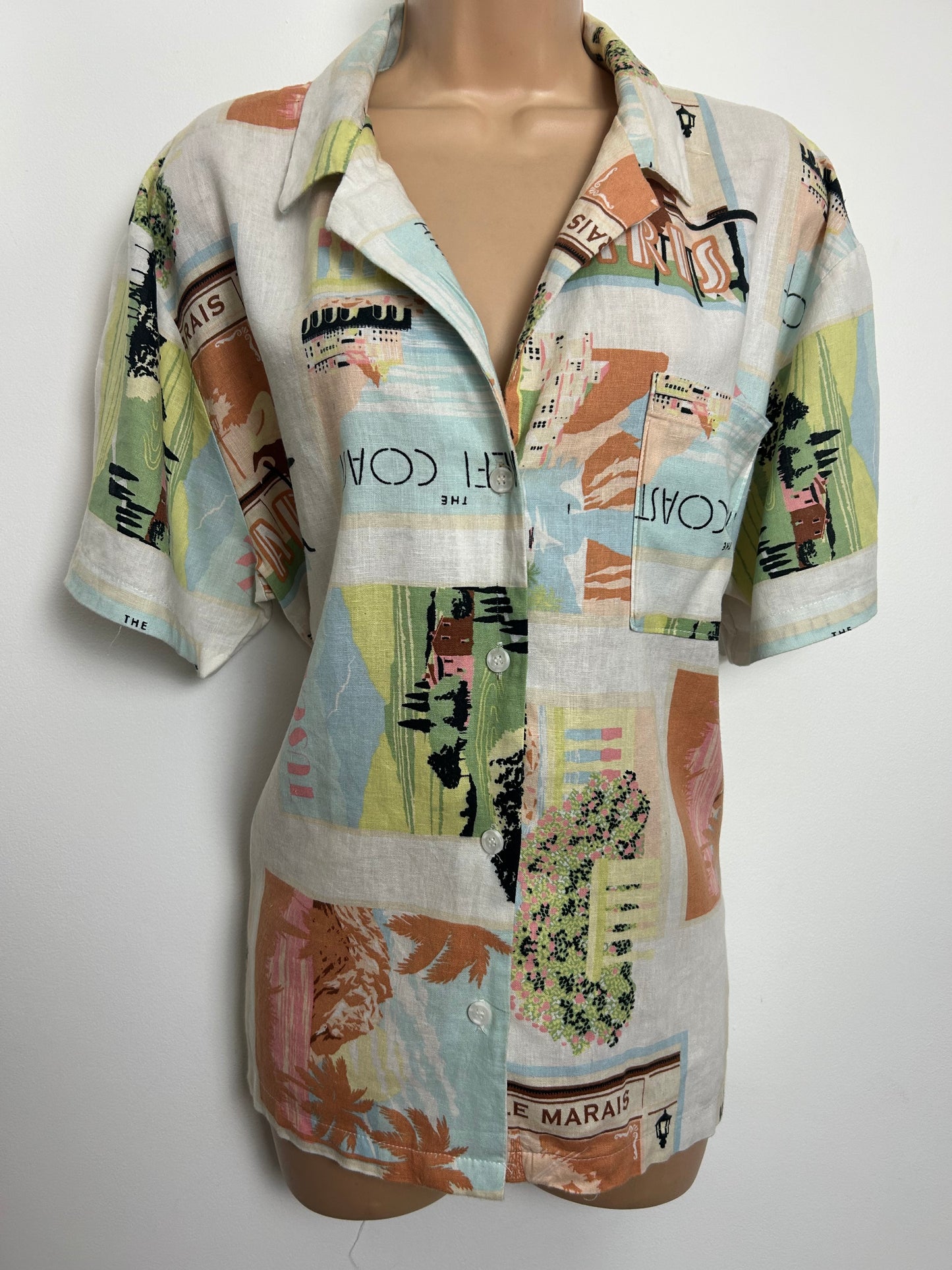 Vintage 1980s Size 12-14 Oversized White Italian & French Postcard Novelty Print Cotton Shirt