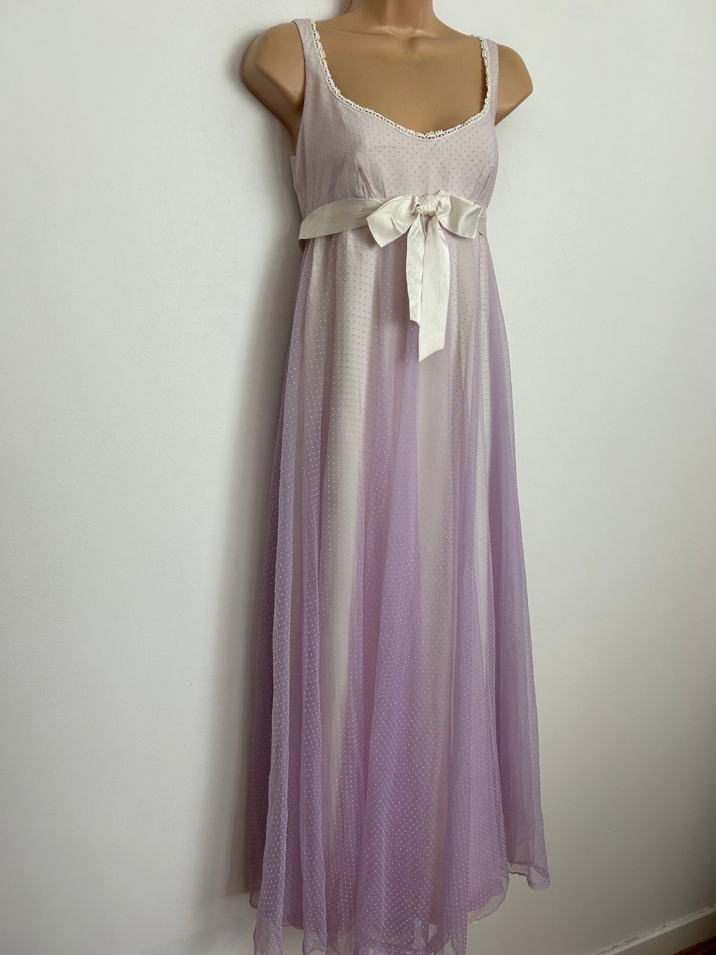 Vintage 1960s JEAN VARON Pale Lilac & Cream Swiss Dot Ribbon & Bow Detail Empire Line Maxi Dress