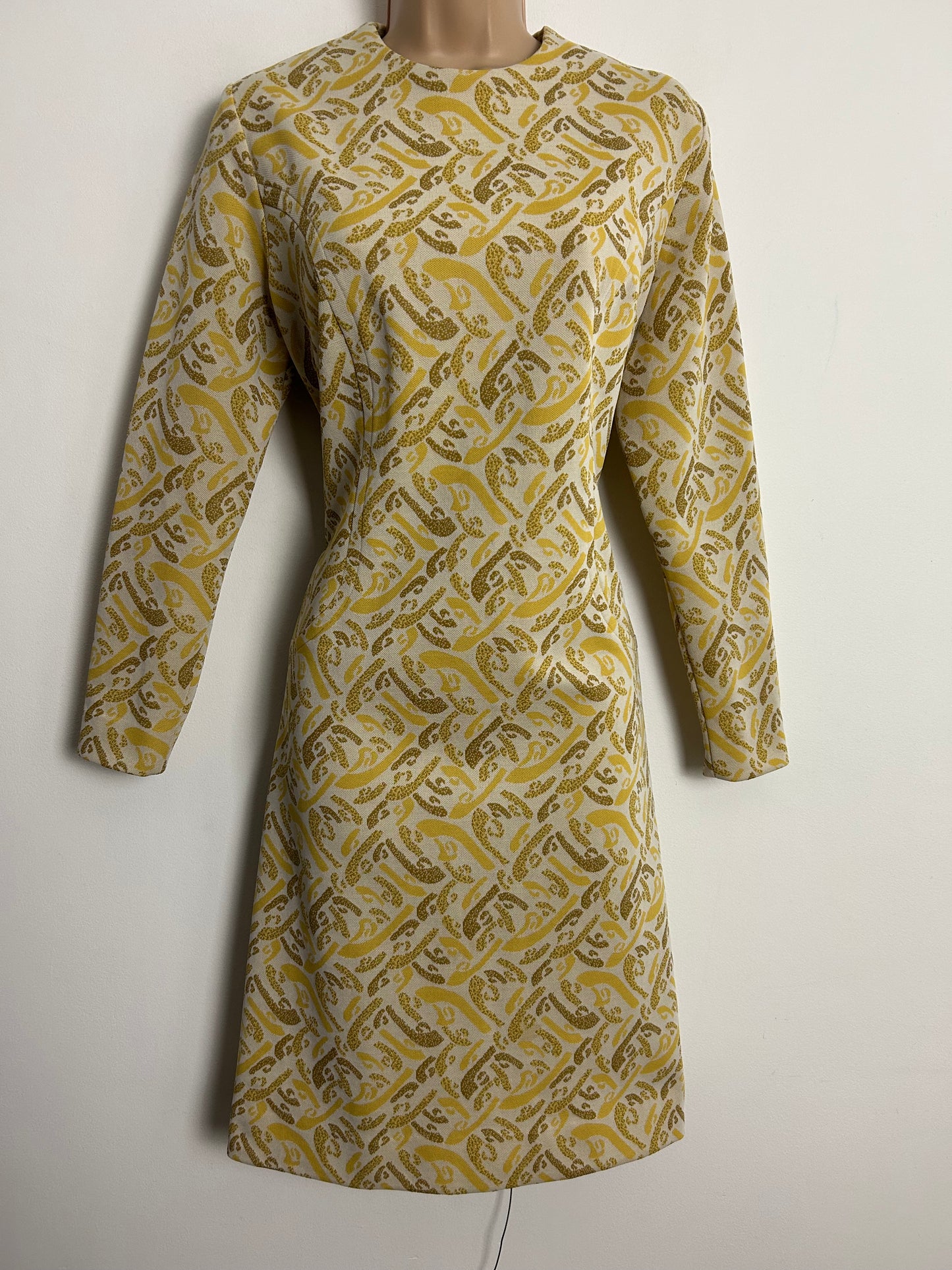 Vintage 1960s RIDELLA UK Size 12 Off White Brown & Dark Yellow Abstract Print Mod Shift Dress