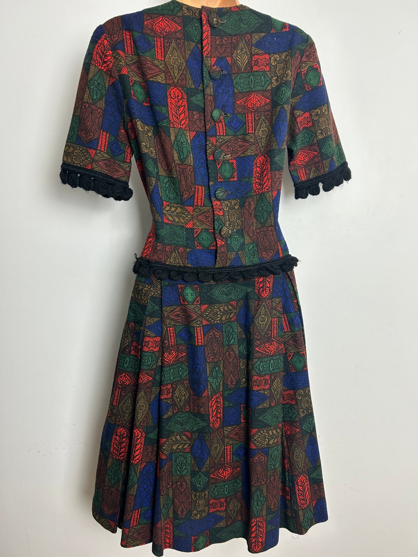 Vintage 1950s Size 8-10 Dark Red Blue Brown & Green Abstract Print Wool Mix Day Dress