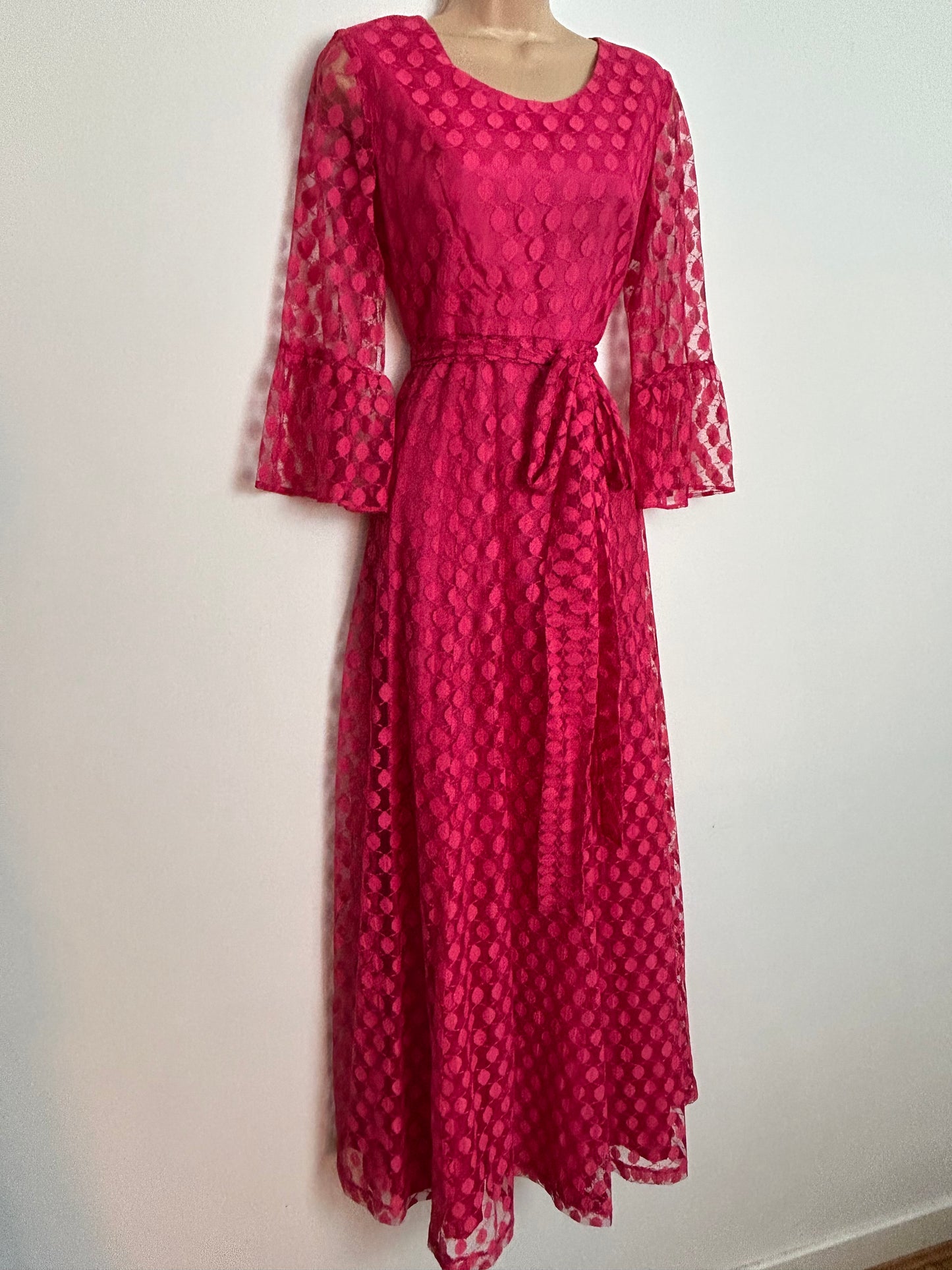 Vintage Late 1960s RICCI MICHAELS OF MAYFAIR UK Size 10 Hot Pink Spotty Lace Occasion Evening Maxi Dress