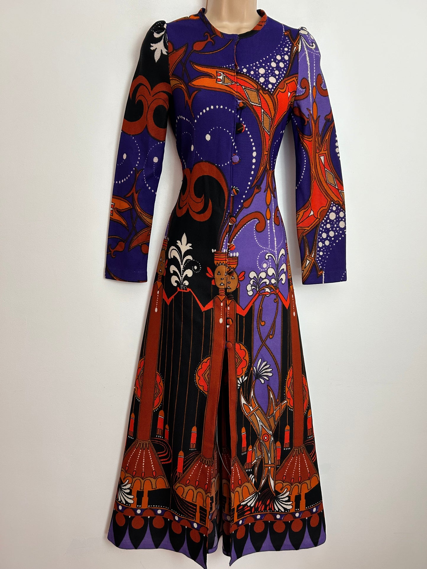 Vintage 1970s SHELANA UK Size 6 Purple & Rusty Orange Tribal Novelty Print Long Sleeve Maxi Dress