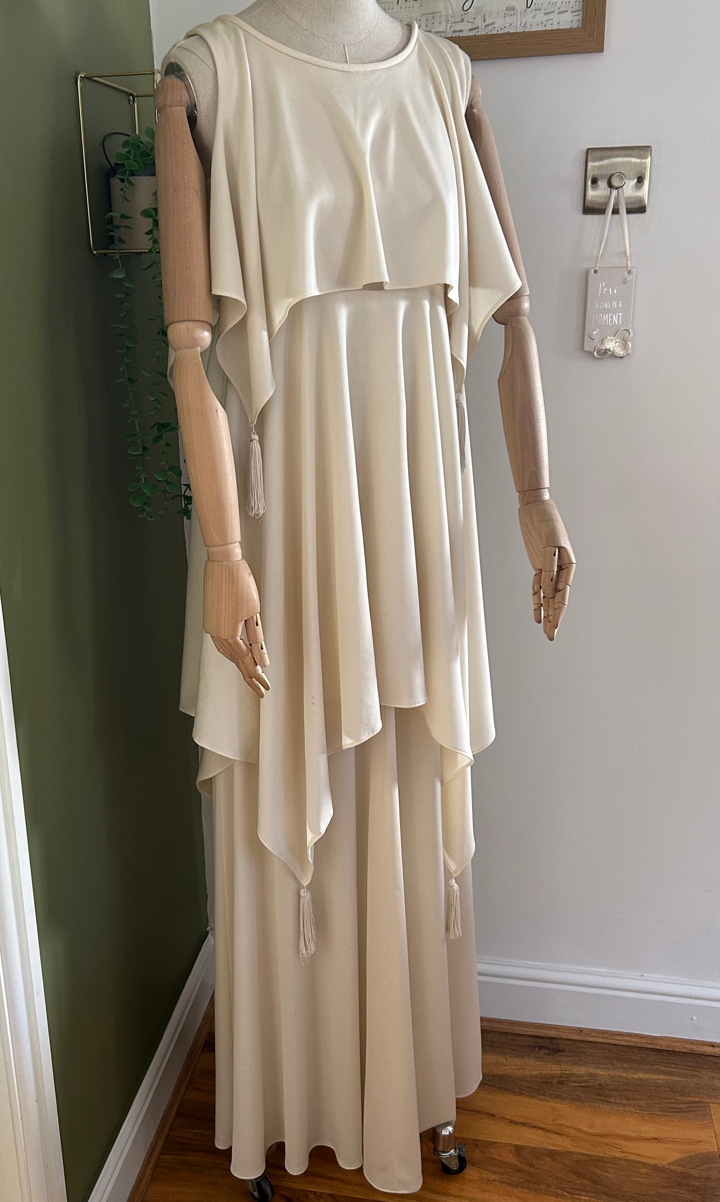 Vintage 1970s JOHN CHARLES LONDON Size 10-12 Cream Triple Layered Tassel Detail Boho Occasion Maxi Dress