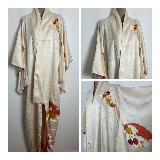 Vintage Traditional Authentic Up To Size 16 Cream Cloud & Floral Print Japanese Kimono