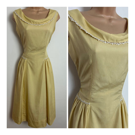 Vintage 1950s Size 8 Butterscotch Yellow Lace Trim Sleeveless Day Dress