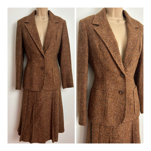 Vintage 1960s JULIUS Size 8 Brown Tweed Two Piece Wool Mix Skirt Suit