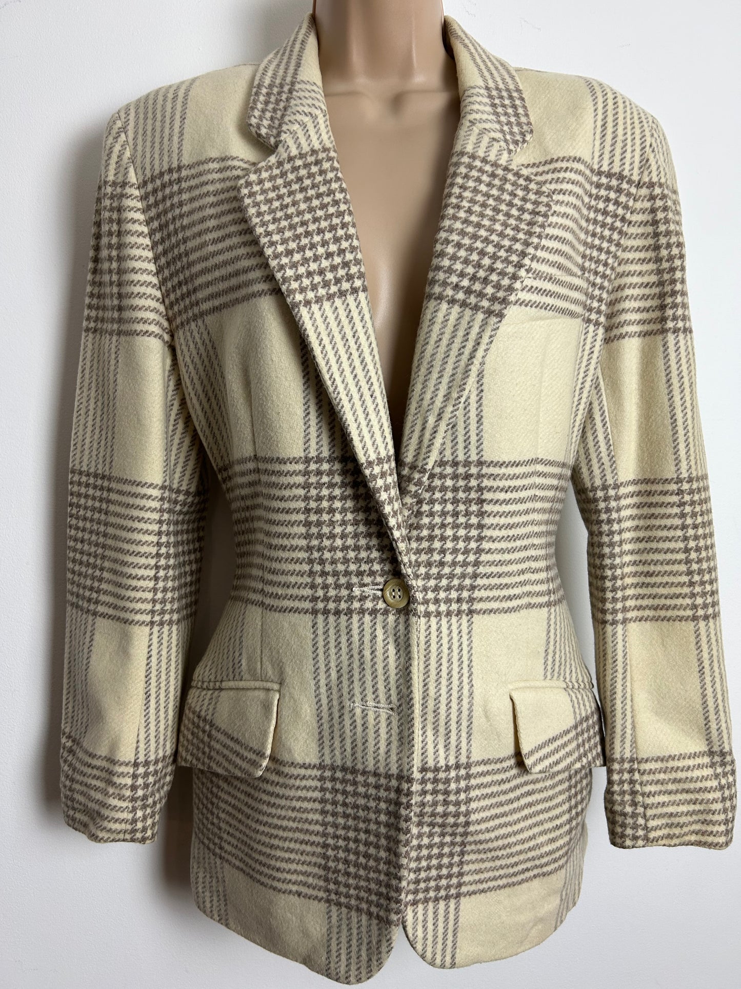 Vintage 1980s EPISODE BY CAROLYN WIGHT FREEMAN Size 8 Cream & Beige Check Wool & Cashmere Mix Blazer