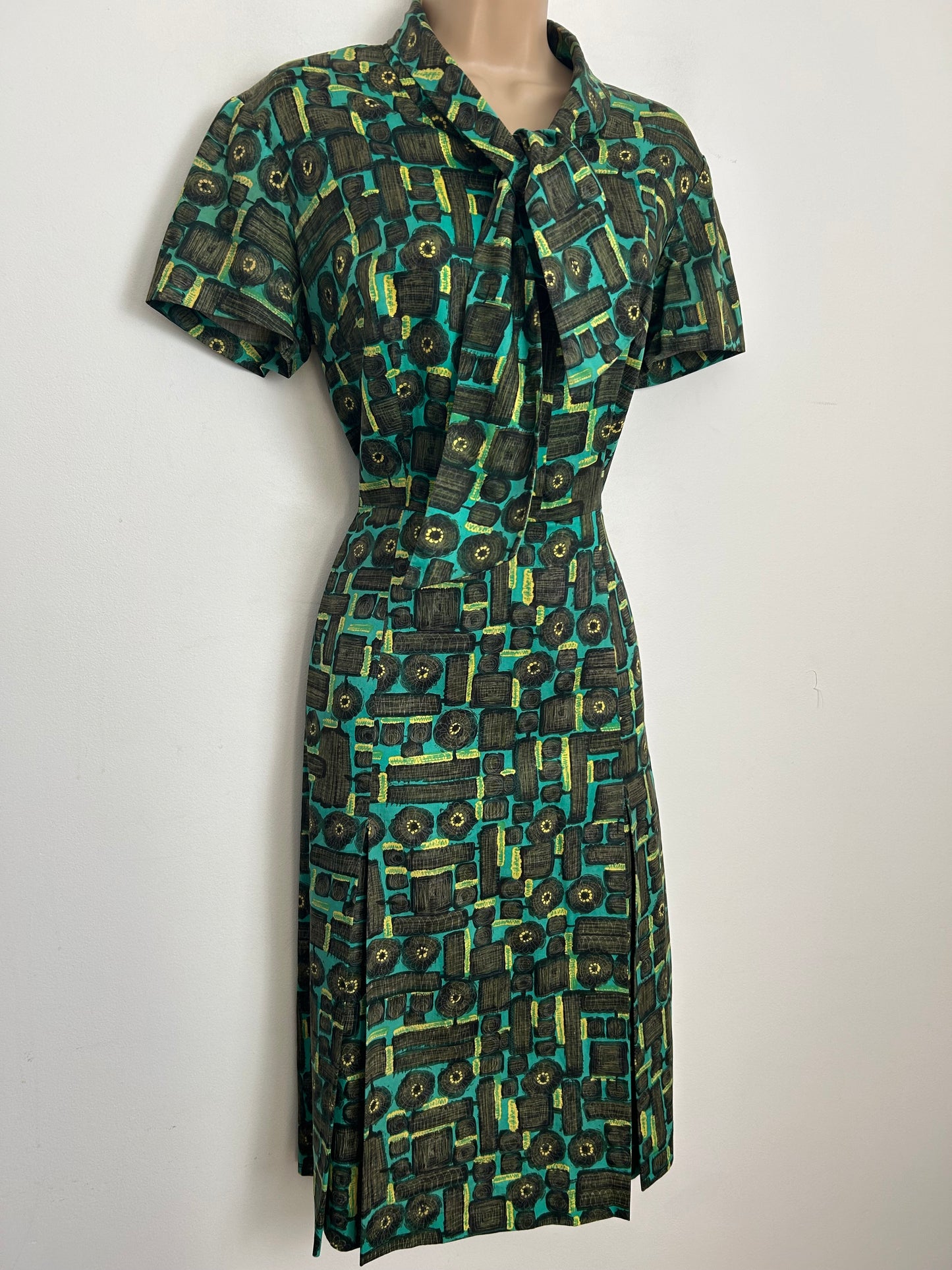 Vintage Late 1950s Early 1960s Size 12-14 Turquoise Brown & Lemon Abstract Geo Print Scarf Tie Pleated Cotton Dress