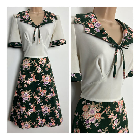 Vintage 1970s Size 10 Dark Green Off White & Coral Floral Print Short Sleeve Cotton Day Dress