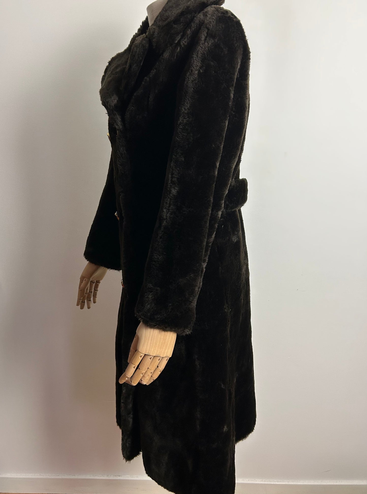 Vintage 1970s MARTIN BLAU OF LONDON UK Size 8-10 Super Soft Brown Faux Fur Coat