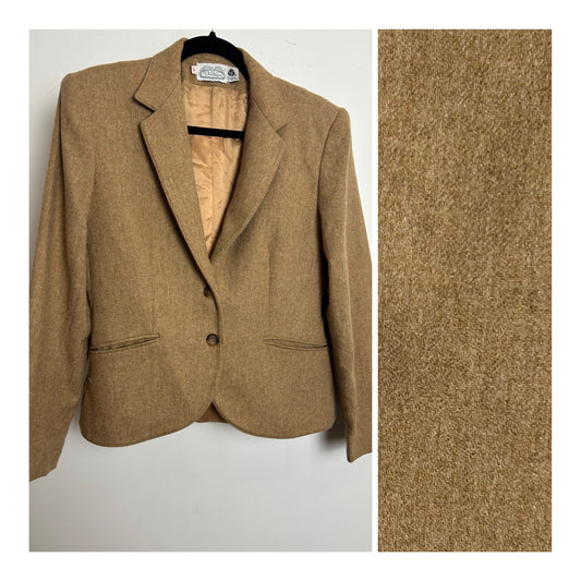 Vintage 1970s THE VILLAGER Size 12 Camel 100% Wool Blazer