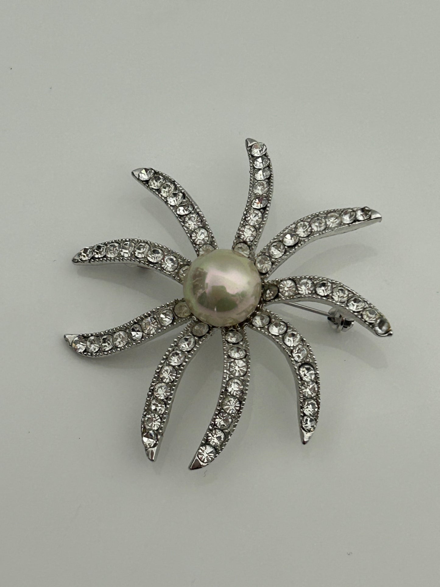 Vintage Early 1960s Silver Tone Paste Diamante Set Stylised Starburst Floral Cocktail Brooch