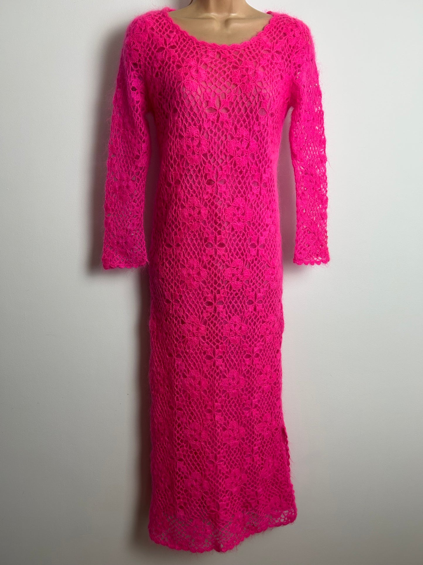 Vintage 1960s ELIZABETH MAI Made In Hong Kong Size 10-12 Beautiful Hand Crochet Hot Pink 100% Mohair Fully Lined Maxi Dress