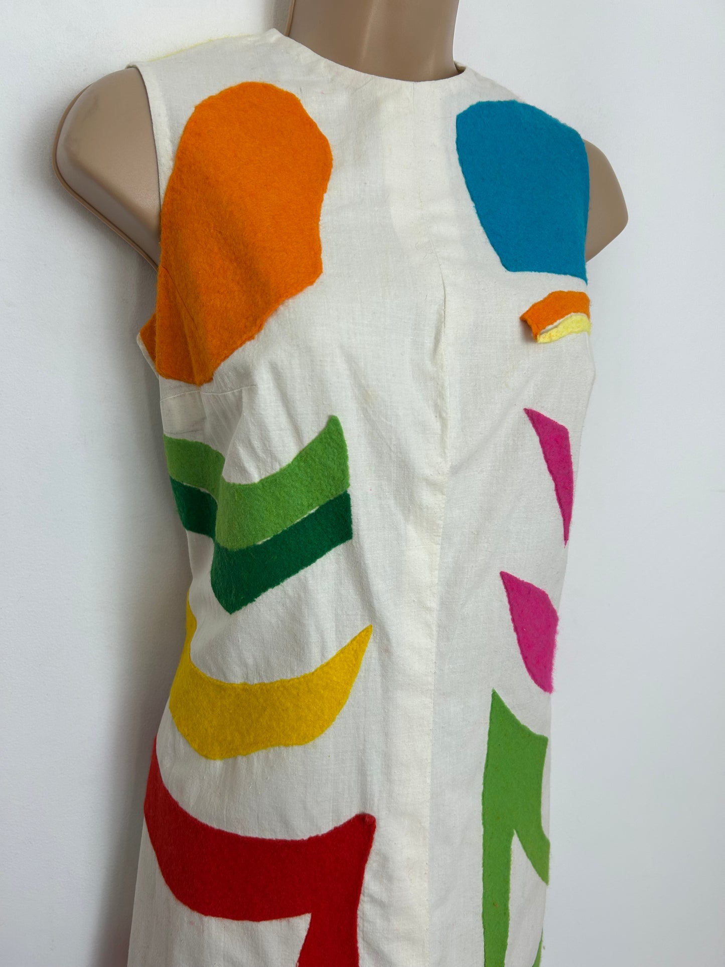 Vintage 1970s Size 10 Natural Cotton Multicolour Felt Applique Sleeveless Summer Kaftan Style Midaxi  Dress