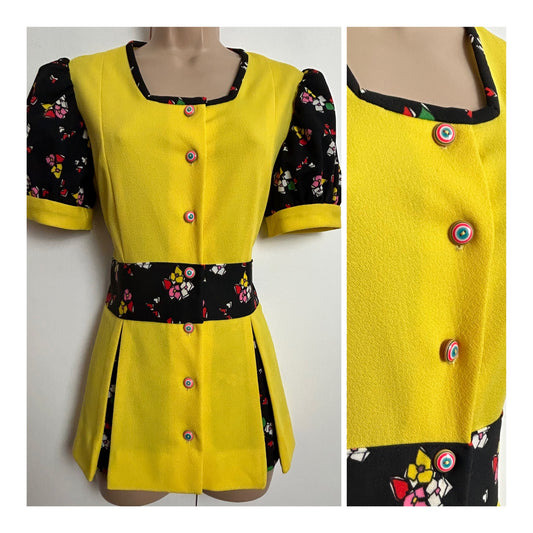 Vintage 1960s Cute Size 10 Yellow & Black Short Sleeve Tie Back Kick Pleated Mod Tunic Top