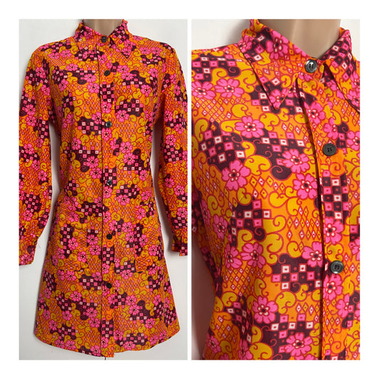 Vintage 1970s Size 8-10 Orange Pink Mustard & Plum Purple Psychedelic Floral Print Long Sleeve Mod Shift Dress