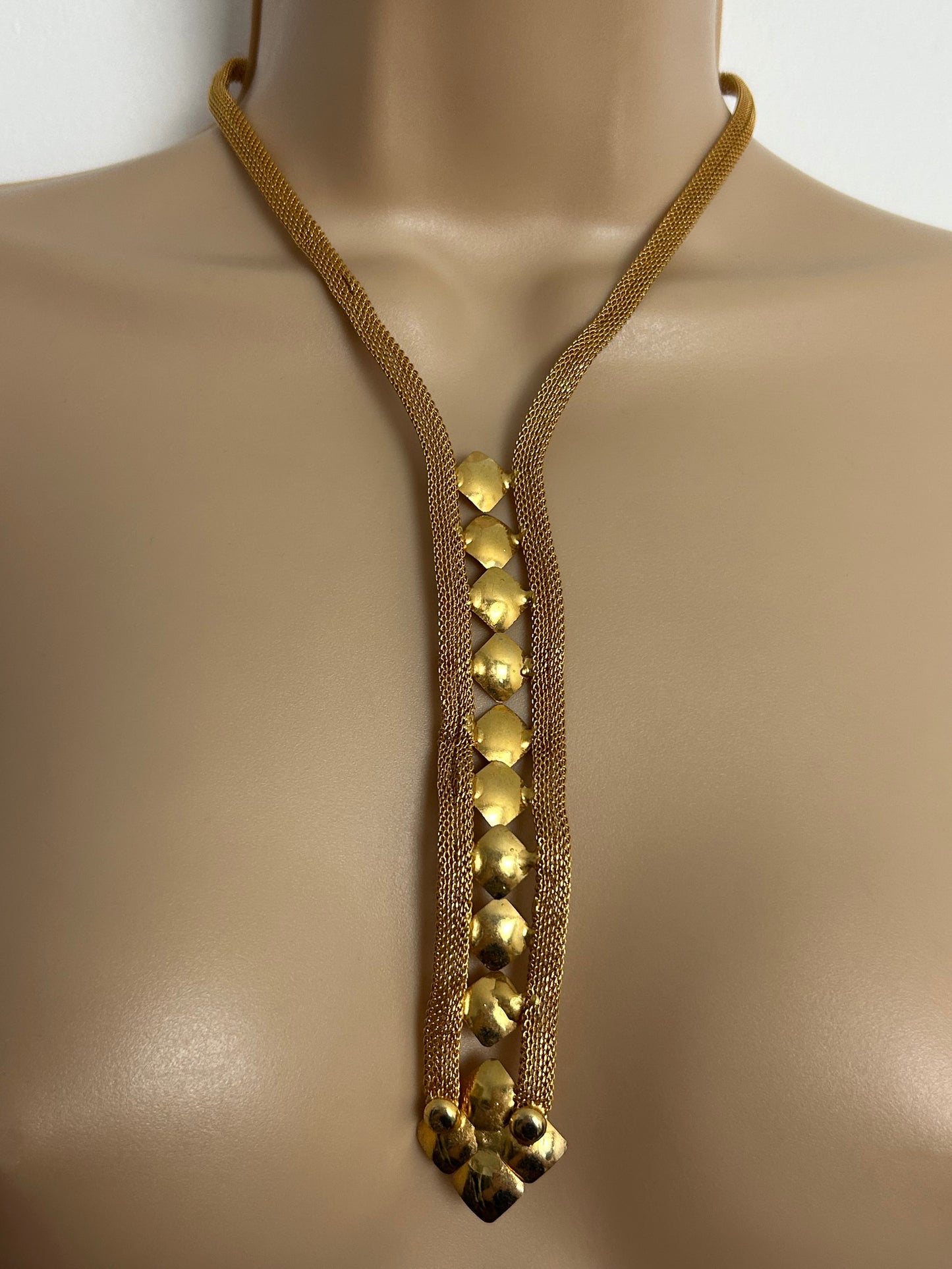 Vintage 1960s Gold Tone Mesh Elongated Drop Statement Necklace