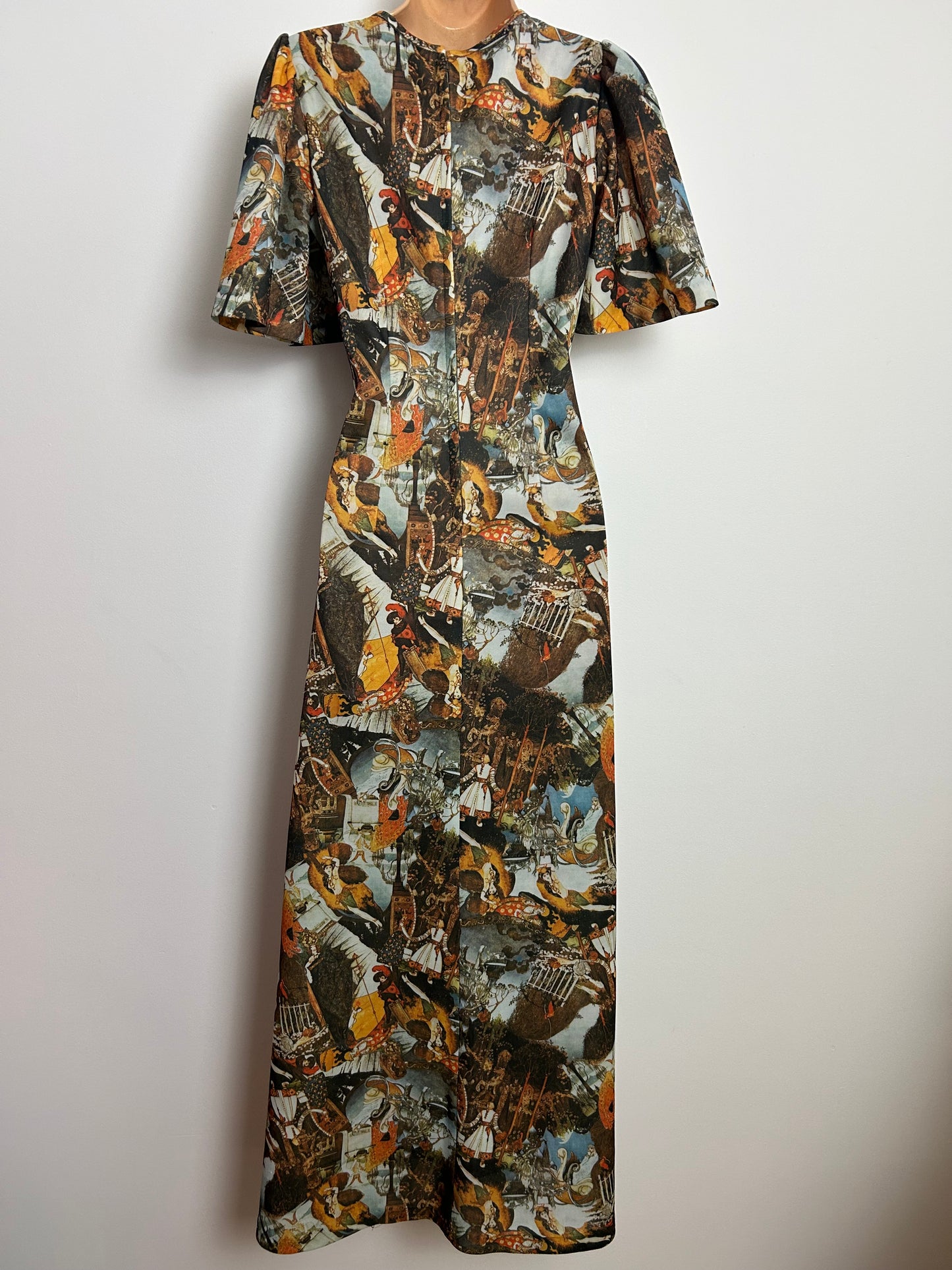 Vintage 1970s RARE Size 10 Whimsical Fairytale Collage Novelty Print Maxi Dress