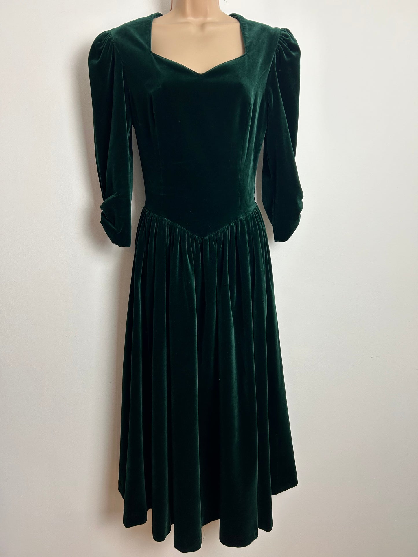 Vintage 1980s LAURA ASHLEY Made In Hungary Size 10 (14 On Label) Bottle Green Velvet Open Back Midi Dress