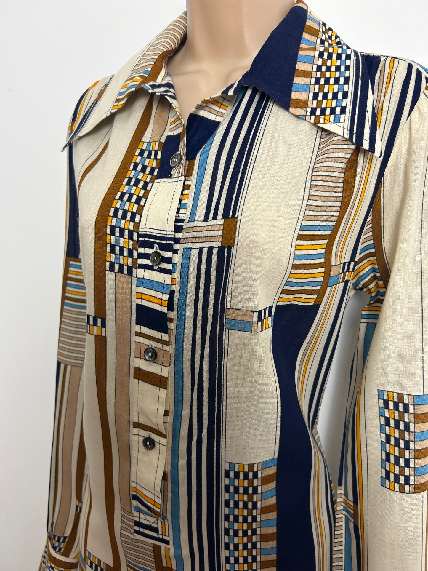 Vintage 1970s SUSAN SMALL Size 12-14 Beige Brown Orange & Blue Geo Stripe Print Shirt Dress