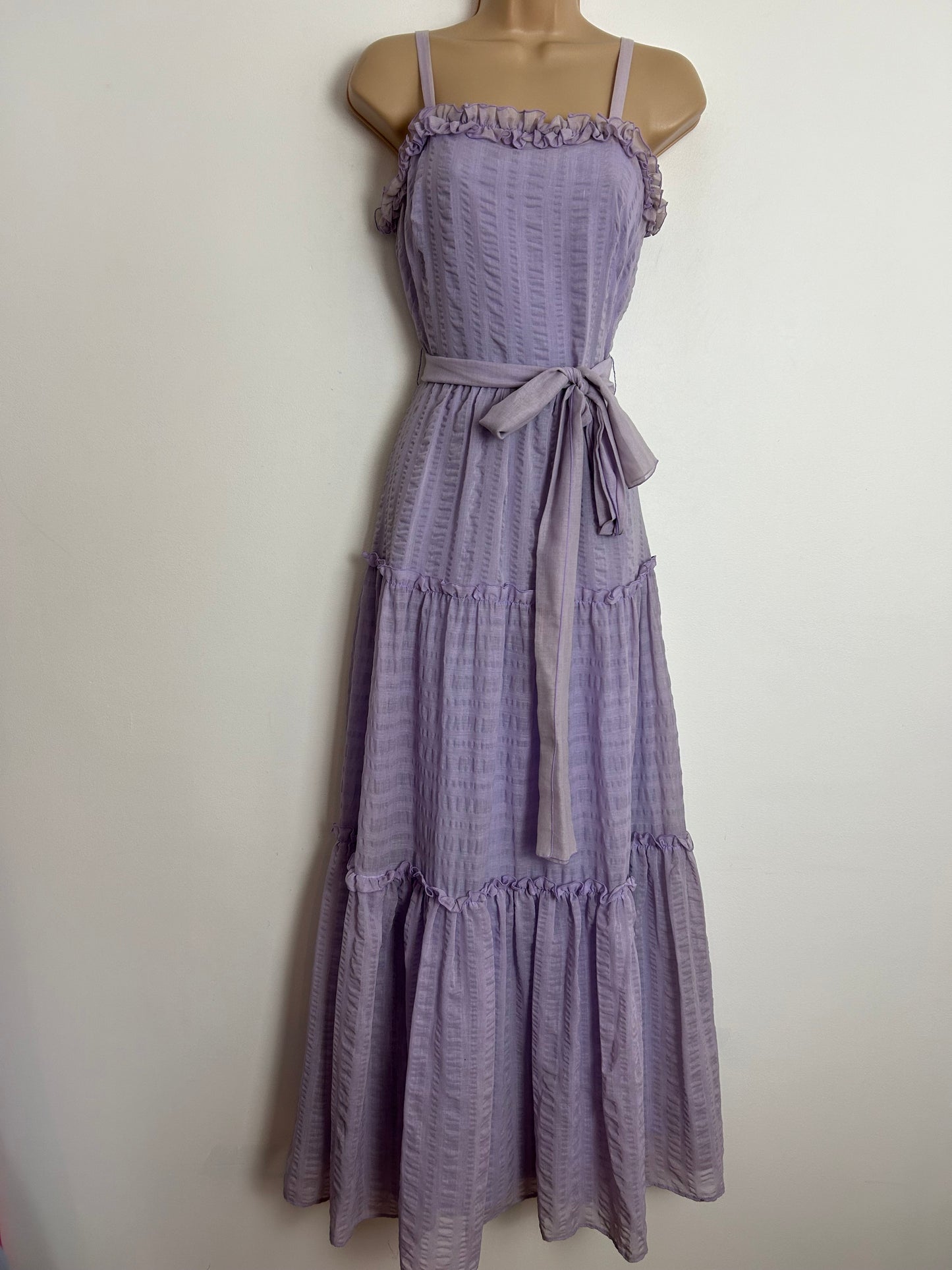 Vintage 1970s UK Size 6 Pastel Lilac Seersucker Cotton Ruffle Trim Prairie Boho Belted Summer Maxi Dress