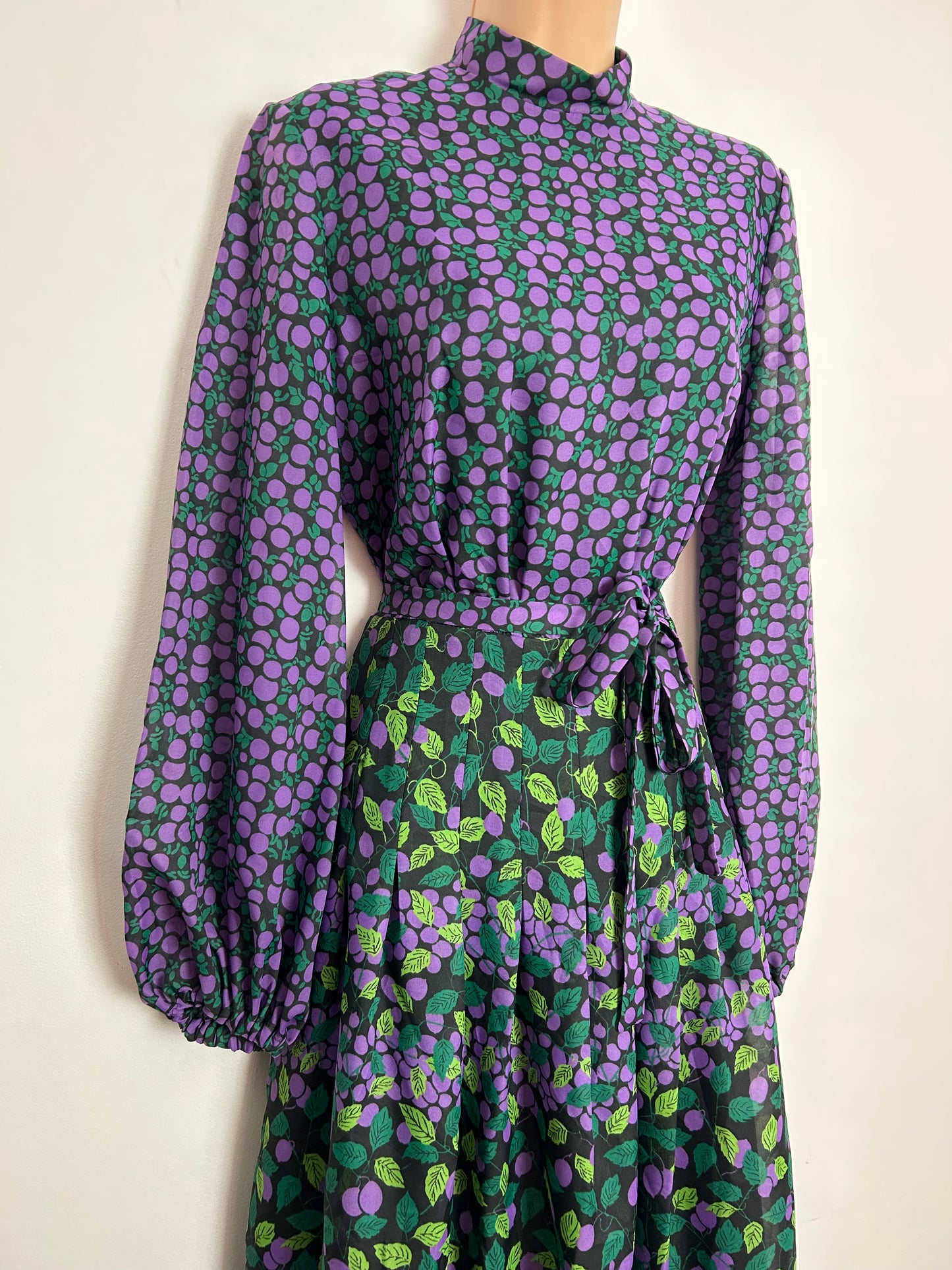 Vintage 1970s UK Size 12 Black Purple & Green Berry & Leaf Print Long Sleeve Belted Boho Maxi Dress