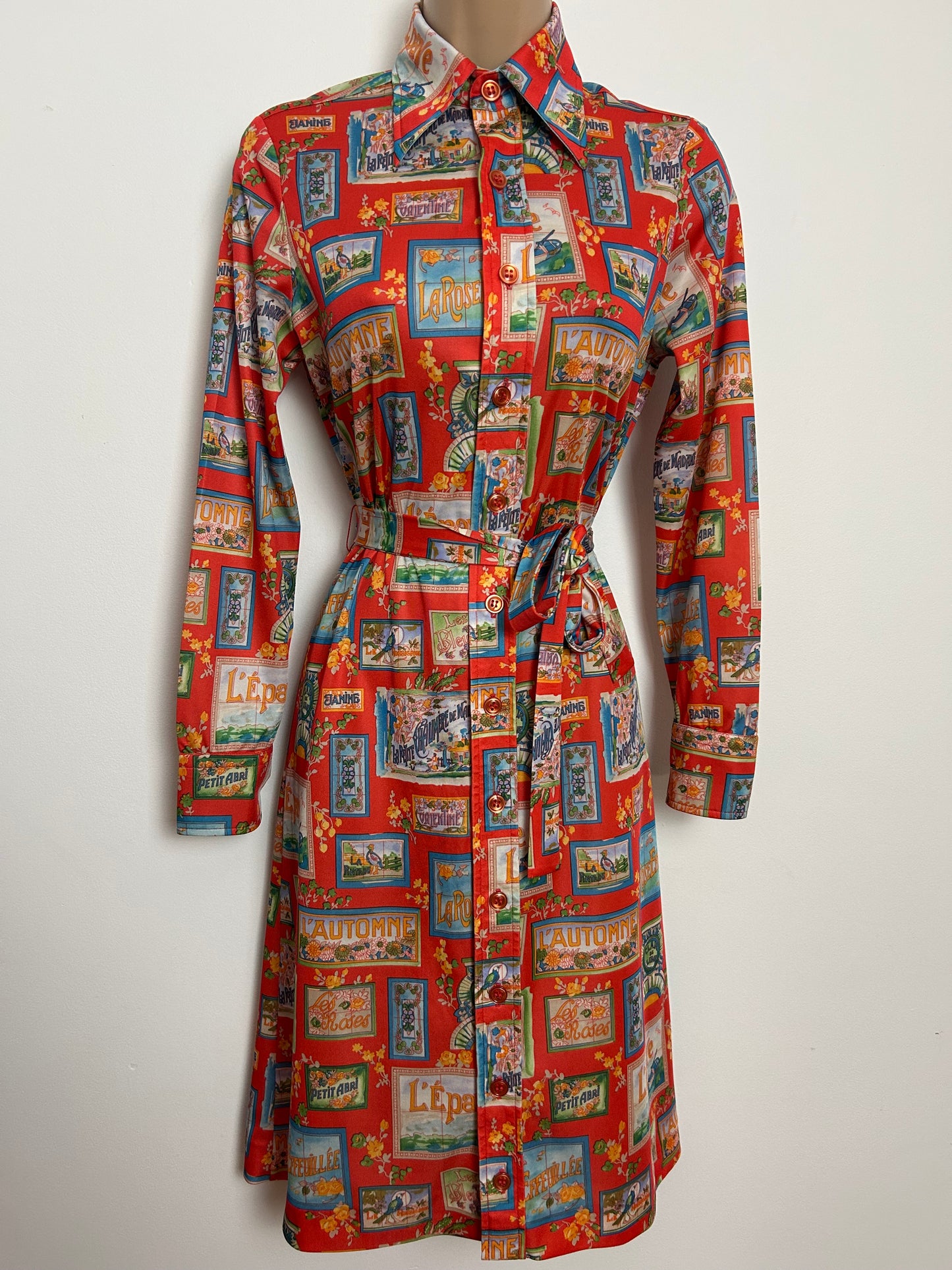 Vintage 1970s SHIRTMAKER Size 10 Red French Postcard Novelty Print Belted Shirt Dress