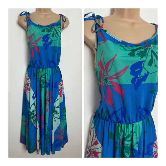 Vintage 1980s LINDA LU Size 10 Blue Green & Pink Floral Print Tie Straps Swingy Flared Summer Dress