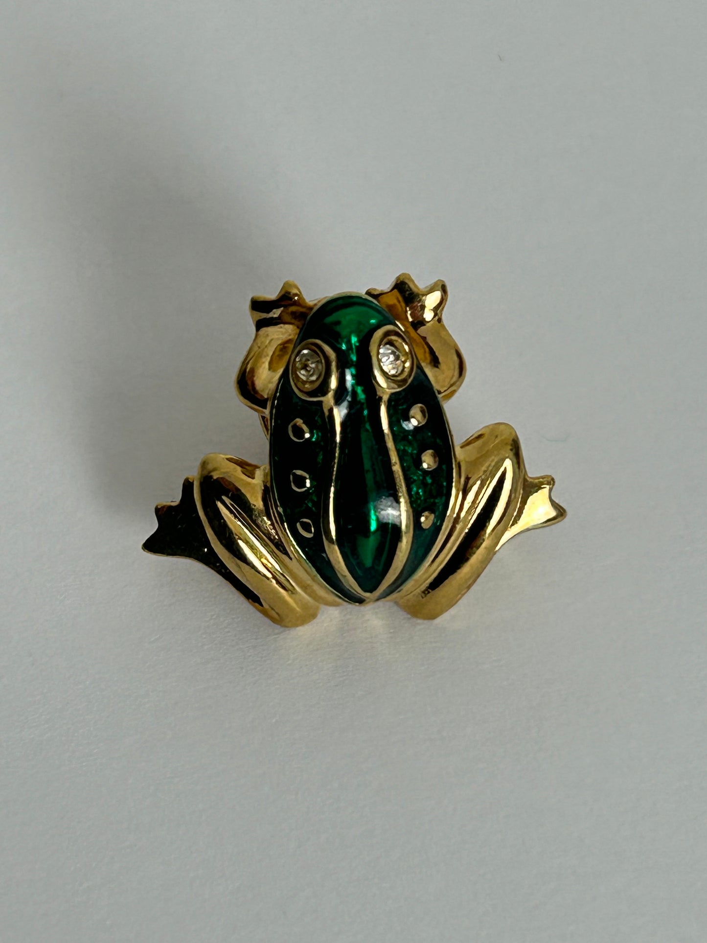 Vintage Gold Tone & Green Enamel Miniature Frog Pin Brooch