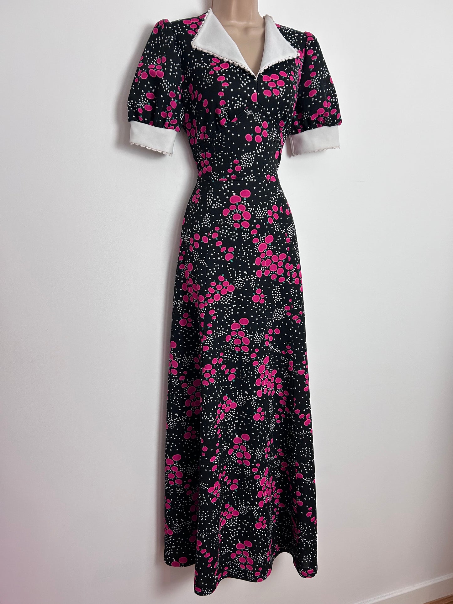 Vintage 1970s UK Size 10 Black Pink & White Spot & Stylised Apple Print Maxi Dress