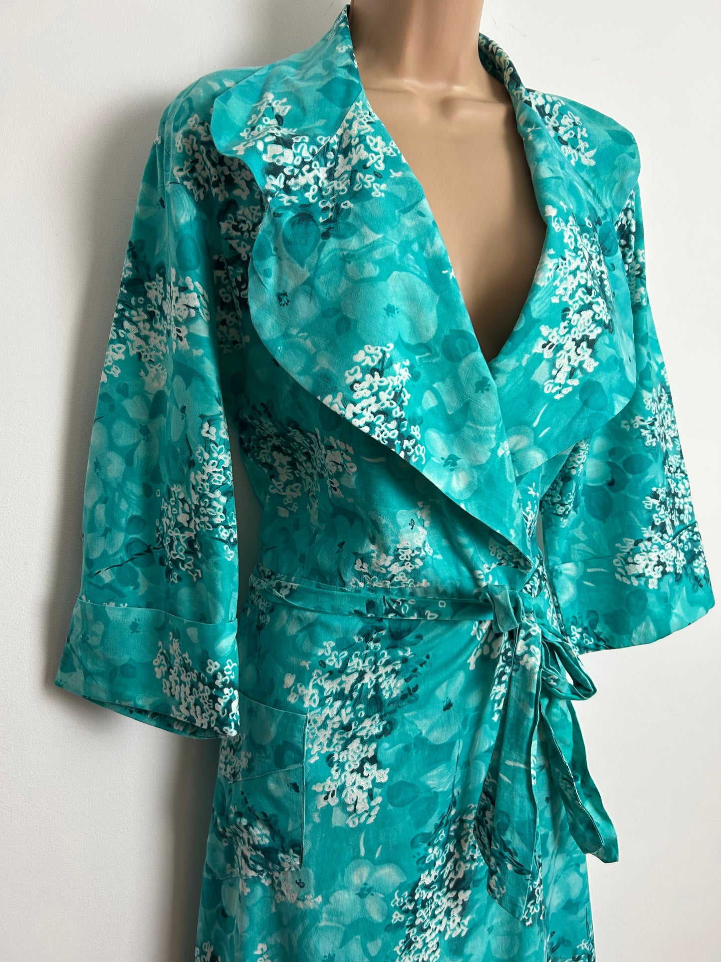 Vintage Late 1940s Early 1950s Size 12-14 JENNY WREN Turquoise green & White Floral Print Cotton Belted Dressing Gown