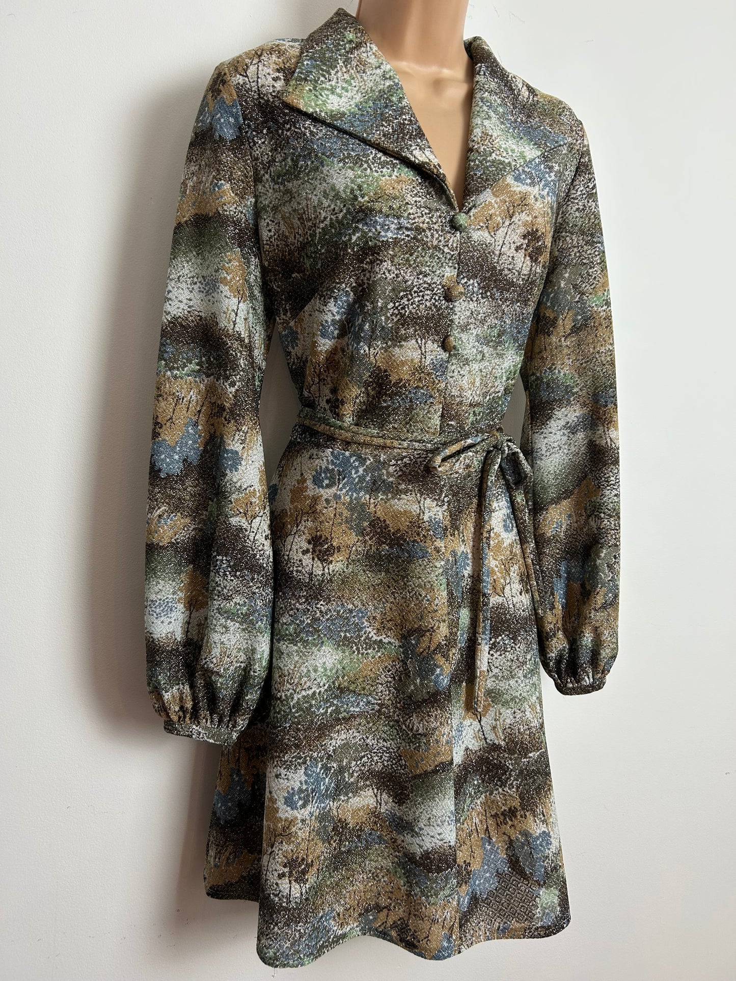 Vintage 1970s CLIVE BYRNE Size 12-14 Silver Brown Green & Beige Abstract Tree Print Lurex Belted Long Sleeve Dress
