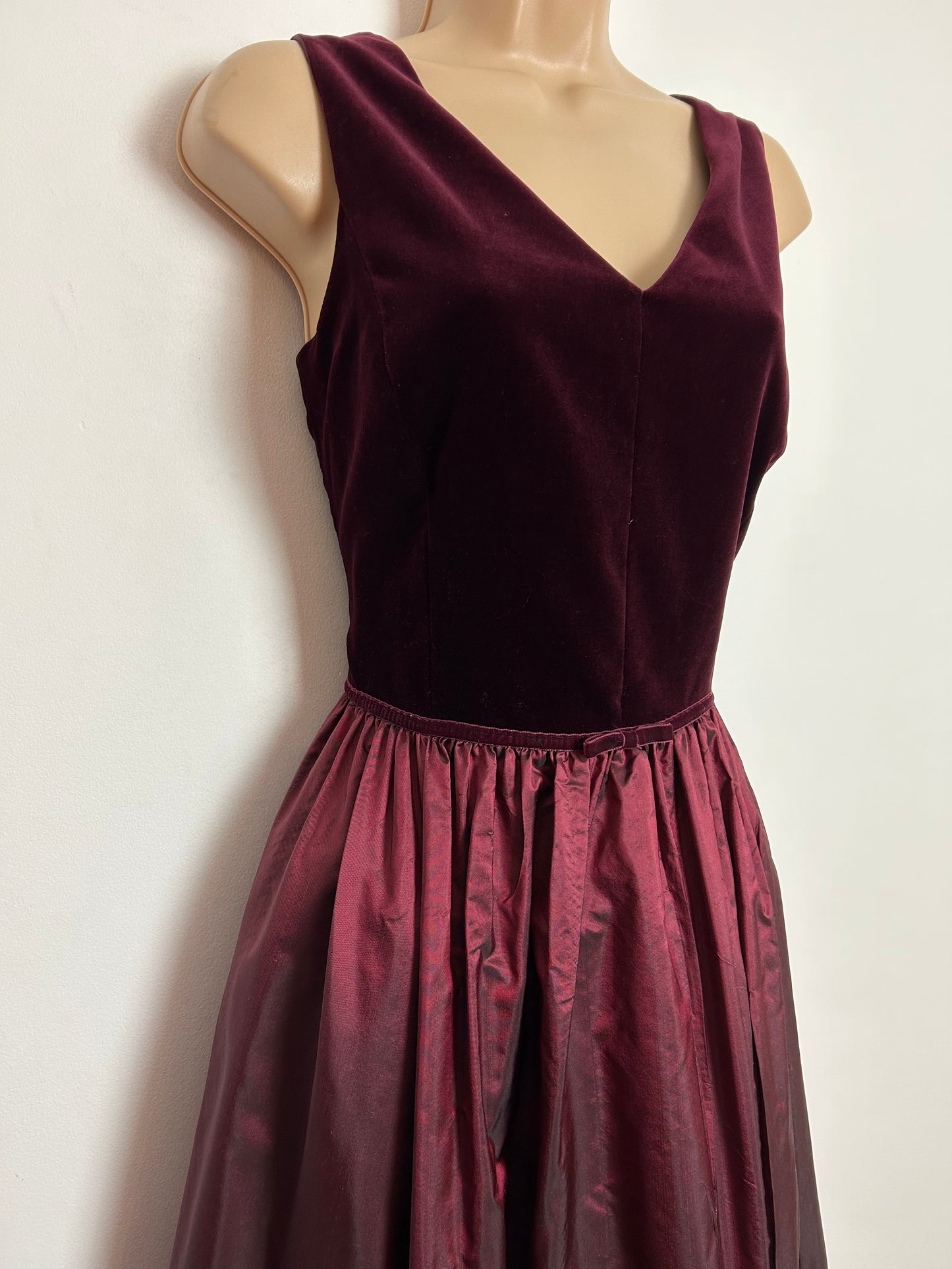 Vintage 1980s LAURA ASHLEY UK Size 12 Wine Red Velvet & Acetate Xmas Party Maxi Dress